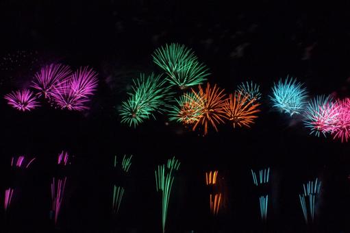 25年長岡まつり 花火 25年長岡まつり 花火の写真