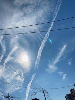 ねじれ飛行機雲 ねじれ飛行機雲の写真