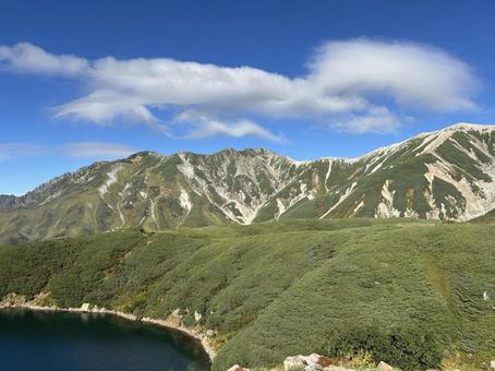 秋のみくりが池　室堂　立山 みくりが池,室堂,立山の写真素材