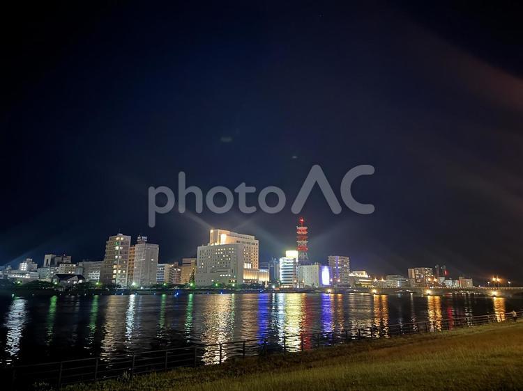やすらぎ堤　夜景　夏 やすらぎ堤,新潟県,新潟市の写真素材