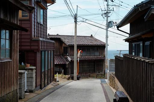 佐渡ヶ島の街並み 佐渡ヶ島の街並み,佐渡島の街並み,佐渡島の写真素材