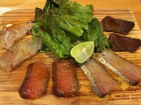 魚の生ハム 魚の生ハム,魚,酒の肴の写真素材