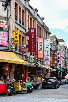 台湾・台北の街並み(迪化街) 台湾・台北の街並み(迪化街) 台湾,台北,迪化街の写真素材