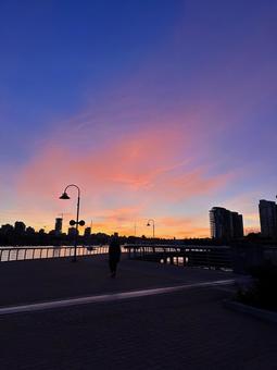 夕焼け 夕焼け 夕焼け,夕方,空の写真素材
