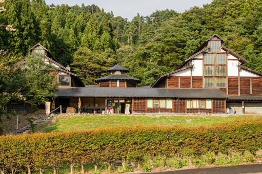 ふるさと陶芸館の風景⑴ ふるさと陶芸館の風景⑴ 建物,木造,特徴的の写真素材