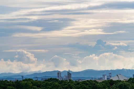 梅雨の曇り空 梅雨の曇り空の写真
