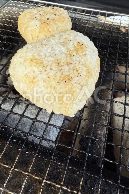 網焼き焼きおむすび 焼きおにぎり,焼きむすび,おむすびの写真素材