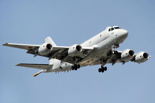 厚木基地へ着陸するP-1哨戒機 pー1,哨戒機,海上自衛隊の写真素材