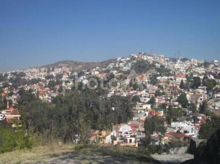 メキシコ州から見える建物の景色 メキシコ州,住宅,街並みの写真素材