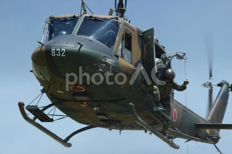 自衛隊　救助活動 陸上自衛隊,ヘリコプター,自衛隊の写真素材
