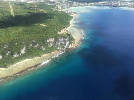 セスナからグアム島 セスナからグアム島の写真