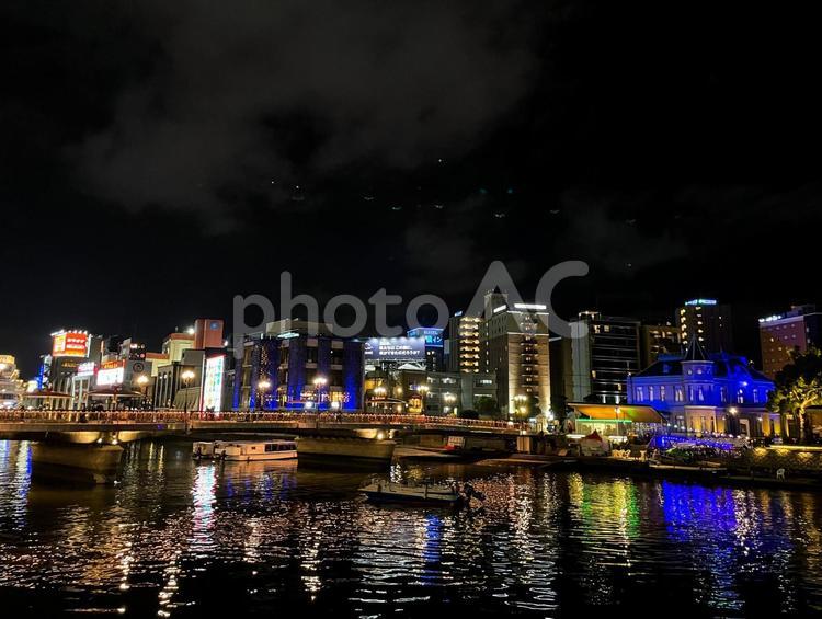 福岡の中州の夜景 風景,景色,街並みの写真素材