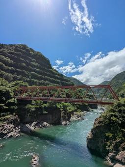 渡崎橋（縦） 渡崎橋,橋,橋梁の写真素材