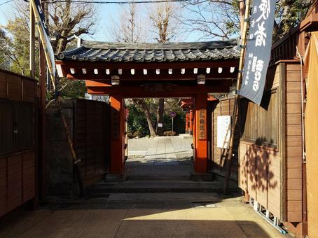 浅草寺の鎮護堂、門 浅草寺の鎮護堂、門の写真