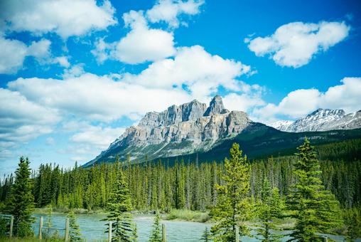 The magnificent mountains and rivers of the national park, JPG The magnificent mountains and rivers of the national park, JPG