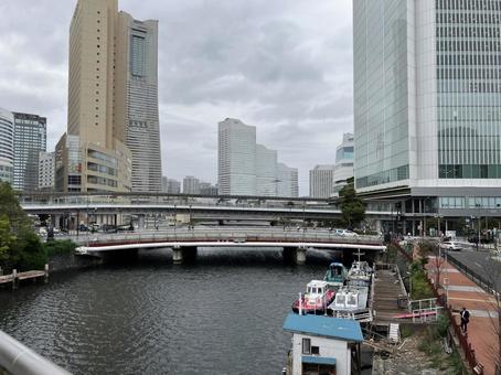 横浜の街並み 横浜の街並み 街並み,パステルカラー,窓の写真素材