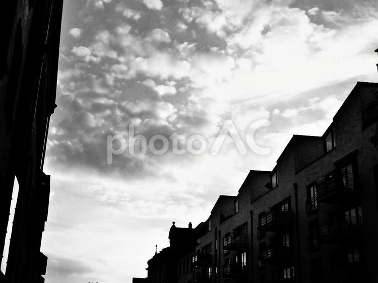 異国の空５’　ハイデルベルク　白黒 ドイツ,ハイデルベルク,５月の写真素材