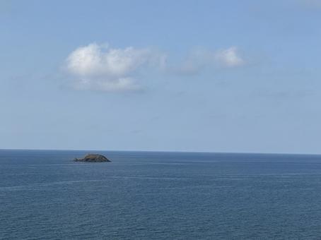 青い海と空 青い海と空の写真