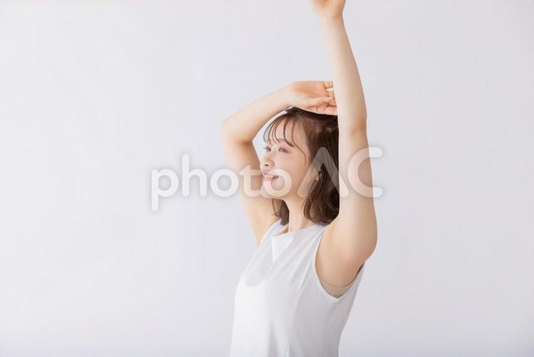 美容イメージ　白のワンピースの女性 女性,人物,脱毛の写真素材