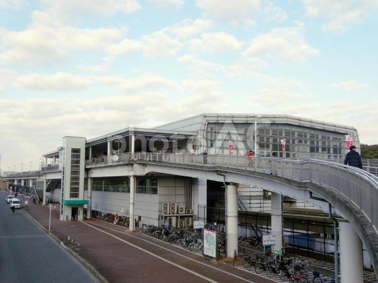 万博記念公園駅 万博記念公園駅,大阪モノレール本線,大阪モノレール彩都線の写真素材