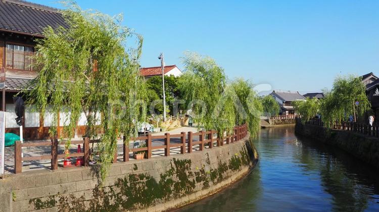 小江戸佐原の街並み・河畔の柳並木・香取市 佐原,小江戸,レトロの写真素材