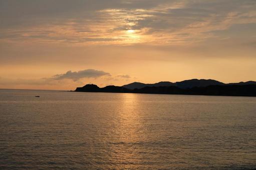 夕日 夕日 和歌山県,夕日,自然の写真素材