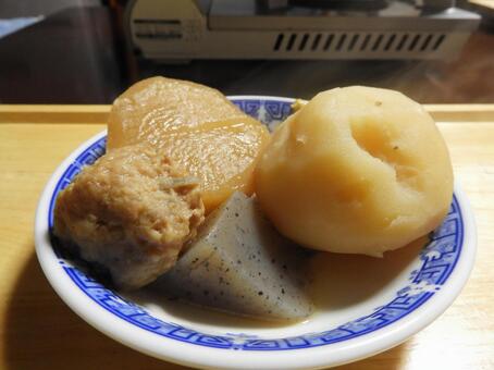 おでん おでん,じゃがいも,大根の写真素材