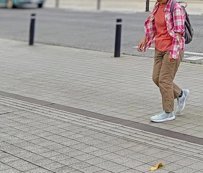 街を歩く 街を歩くの写真