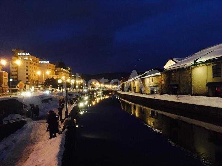 小樽の夜景 何人もありません,旅,冬の写真素材