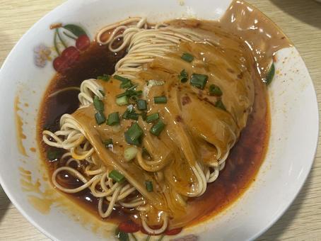 麻酱麺 麻酱麺の写真
