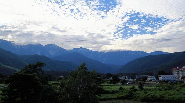 夏の午後の白馬三山 夏の午後の白馬三山 白馬三山,夏,北アルプスの写真素材