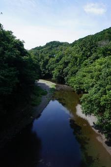 埼玉県飯能市、飯能河原の景色2 埼玉県飯能市、飯能河原の景色2 川,橋,田舎の写真素材