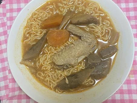 手羽先ラーメン ラーメン 手羽先 ごぼう 手羽先ラーメン ラーメン 手羽先 ごぼうの写真