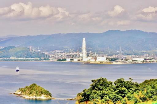 秋の家族旅行村から下松市の街並み 秋の家族旅行村から下松市の街並み 下松市の街並み,秋,秋晴れの写真素材