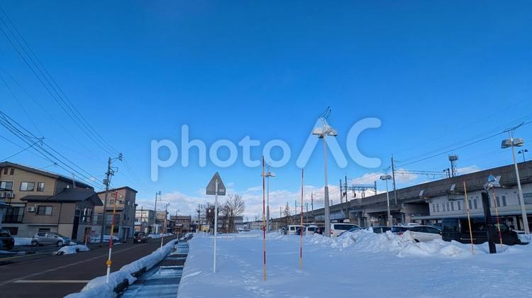 北越急行ほくほく線・飯山線十日町駅前 十日町駅,駅前,高架の写真素材