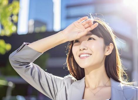 Sunshine, blocking with hands, woman, ultraviolet rays, sunburn, japanese, sunlight, ultraviolet, JPG