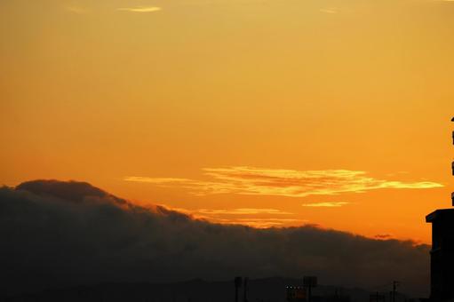 真夏のオレンジ色の函館の空 真夏のオレンジ色の函館の空の写真