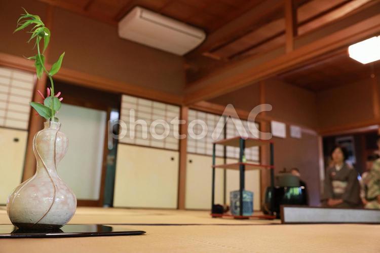 花瓶と和室2 花瓶,和室,日本文化の写真素材