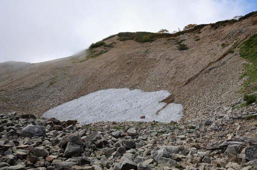唐松岳に向かう扇雪溪 唐松岳に向かう扇雪溪 北アルプス,扇雪溪,八方山の写真素材