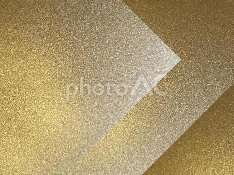 キラキラと光り輝く住宅の金の和紙壁 金,ゴールド,和紙の写真素材