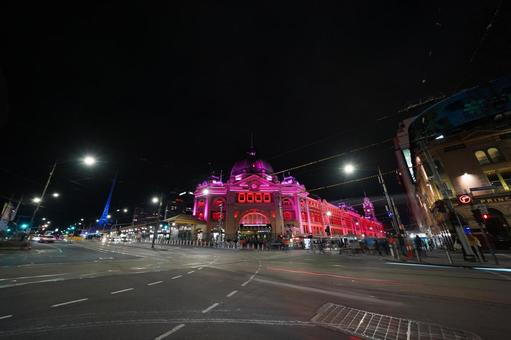 メルボルン夜のフリンダース駅 メルボルン夜のフリンダース駅 フリンダース駅,メルボルン,オーストラリアの写真素材