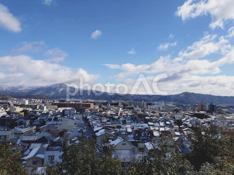 船岡山からの比叡山と右大文字 船岡山,建勲神社,比叡山の写真素材