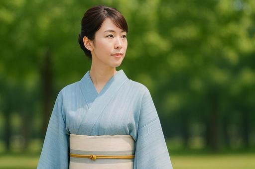 夏の着物姿・絽や紗の装い・和服の女性 夏の着物姿・絽や紗の装い・和服の女性の写真