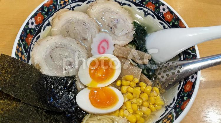 塩ラーメン 塩ラーメン,拉麺,麺類の写真素材