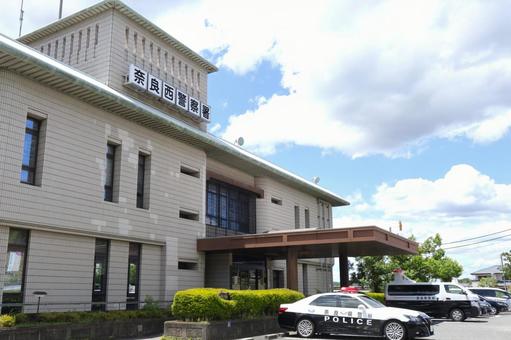 奈良西警察署 外観 パトカー 奈良西警察署 外観 パトカー 奈良西警察署,警察署,外観の写真素材