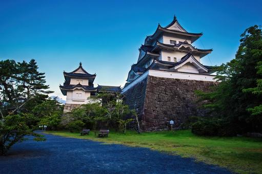 天守閣が威風堂々とそびえる伊賀上野城 天守閣が威風堂々とそびえる伊賀上野城 三重,伊賀,城の写真素材