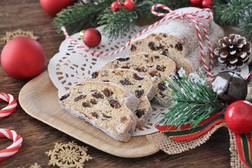 シュトーレン シュトーレン シュトーレン,クリスマス,ケーキの写真素材