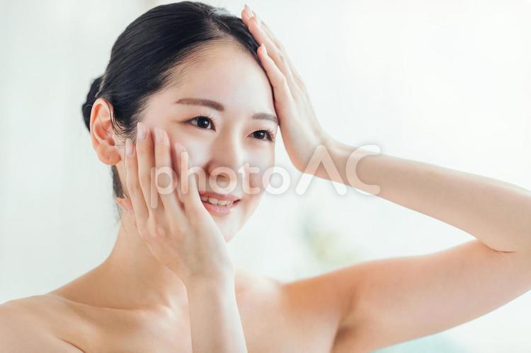 美容・スキンケア・保湿・ビューティー（笑顔） 美容,スキンケア,エステの写真素材