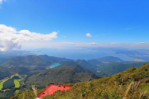 妙見岳山頂展望所からの眺め 妙見岳山頂展望所,展望所,山頂の写真素材