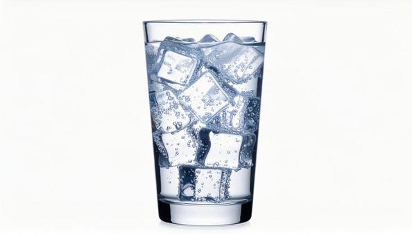 炭酸水 氷入り 炭酸水 氷入りの写真